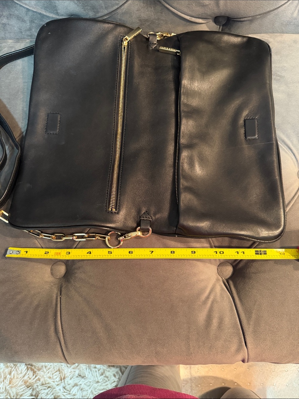 Tory Burch Black Leather Bag with Gold Chain - Picture 13 of 13